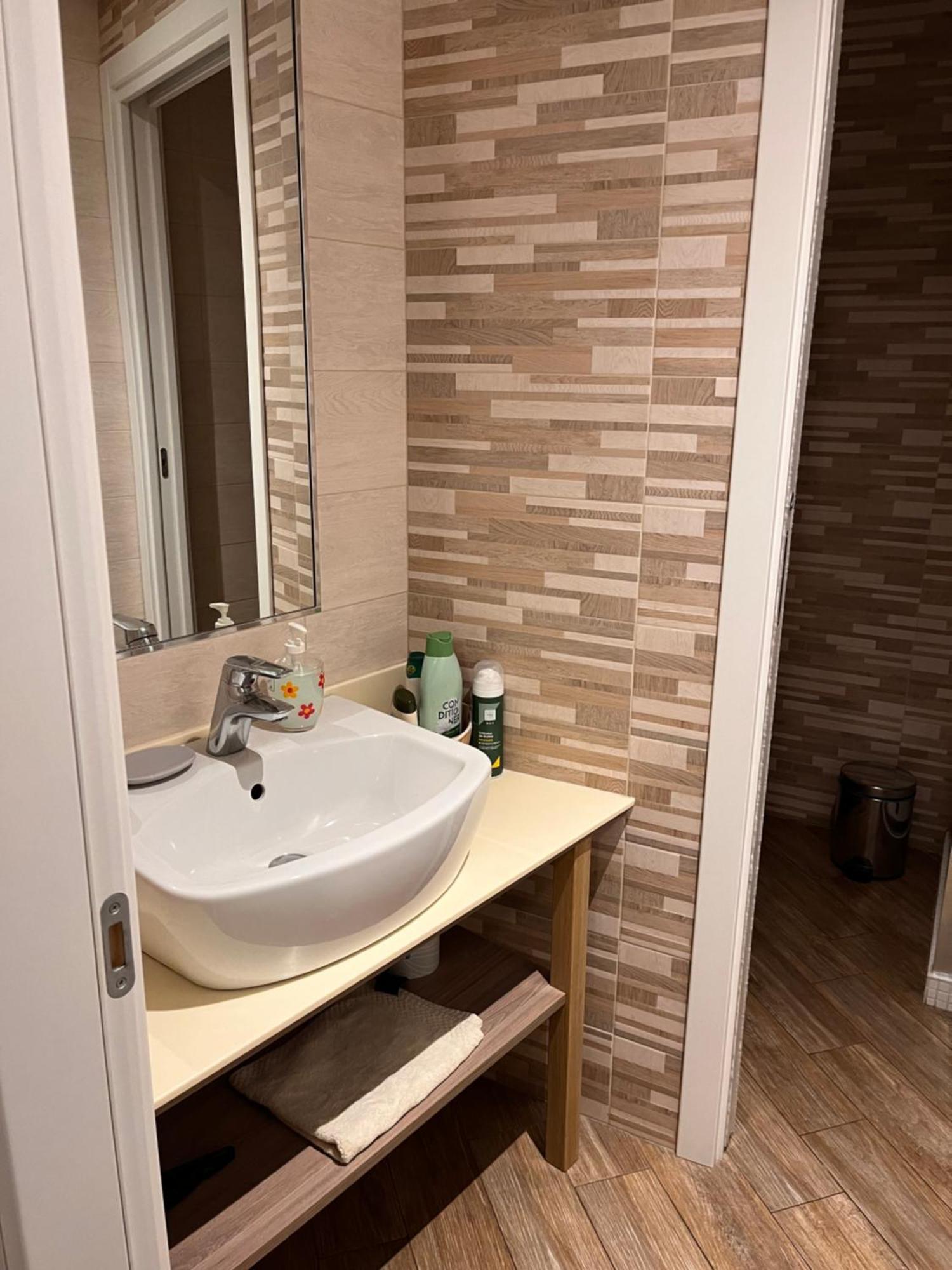 B&B Via Fontana Milano ภายนอก รูปภาพ
